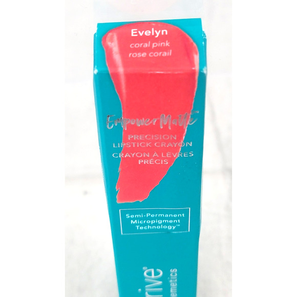 Thrive Causemetics Empower Matte Lipstick Crayon Evelyn NIB - Picture 4 of 4